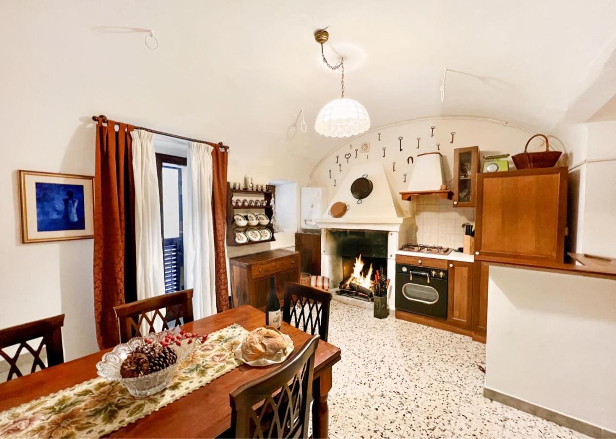 I Due Gradoni Stone House Apartment Pacentro Exterior foto